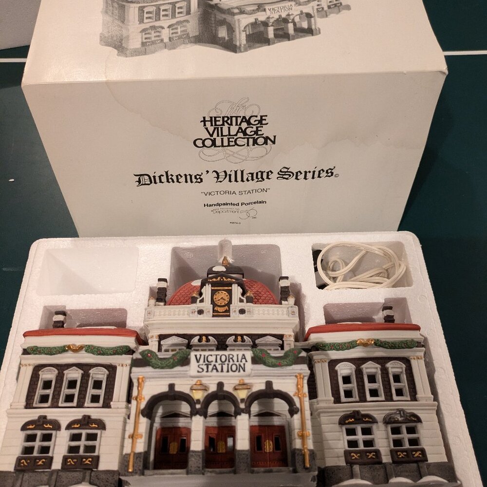 Department 56 Dickens Village Victoria Station